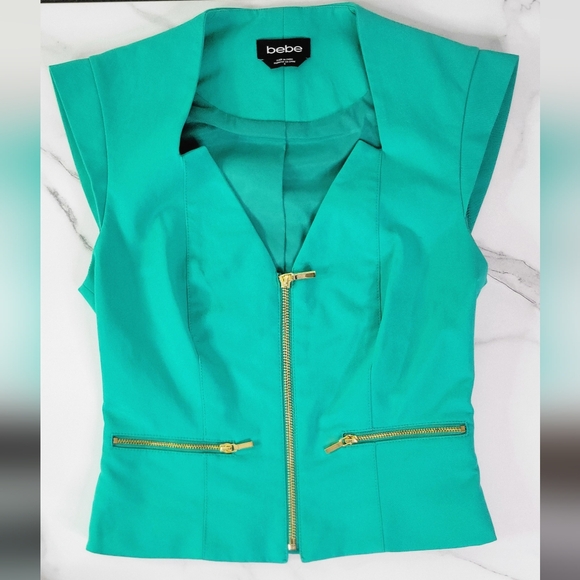 bebe Tops - Bebe Structured V-Neck Vest Top With Gold Zippers & Functional Pockets - SIZE 0